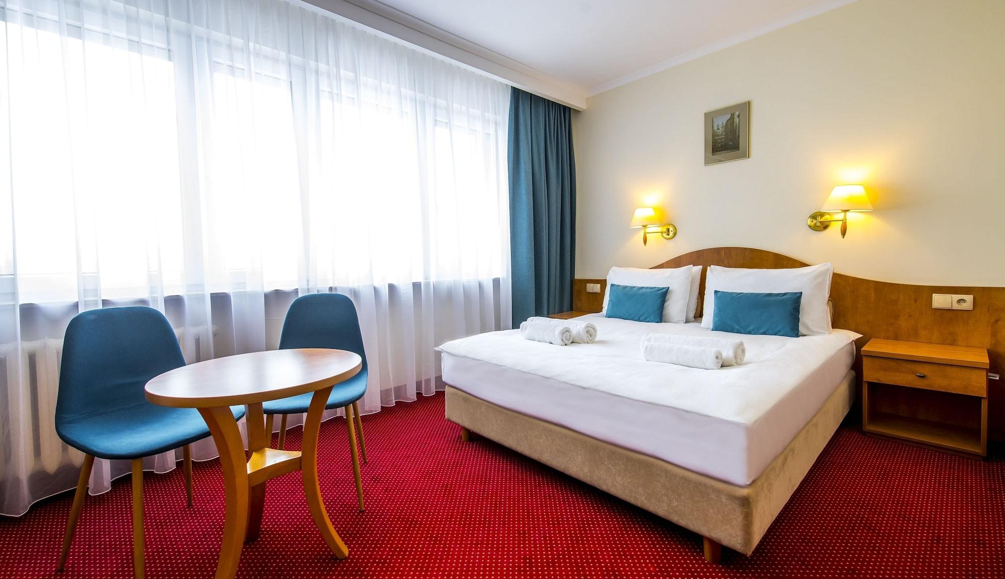 Best Western Hotel Portos Varsovia Exterior foto